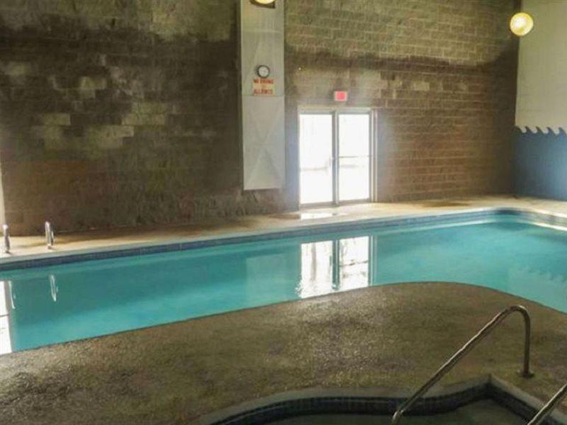 Voyageur Inn&conference Center 4*