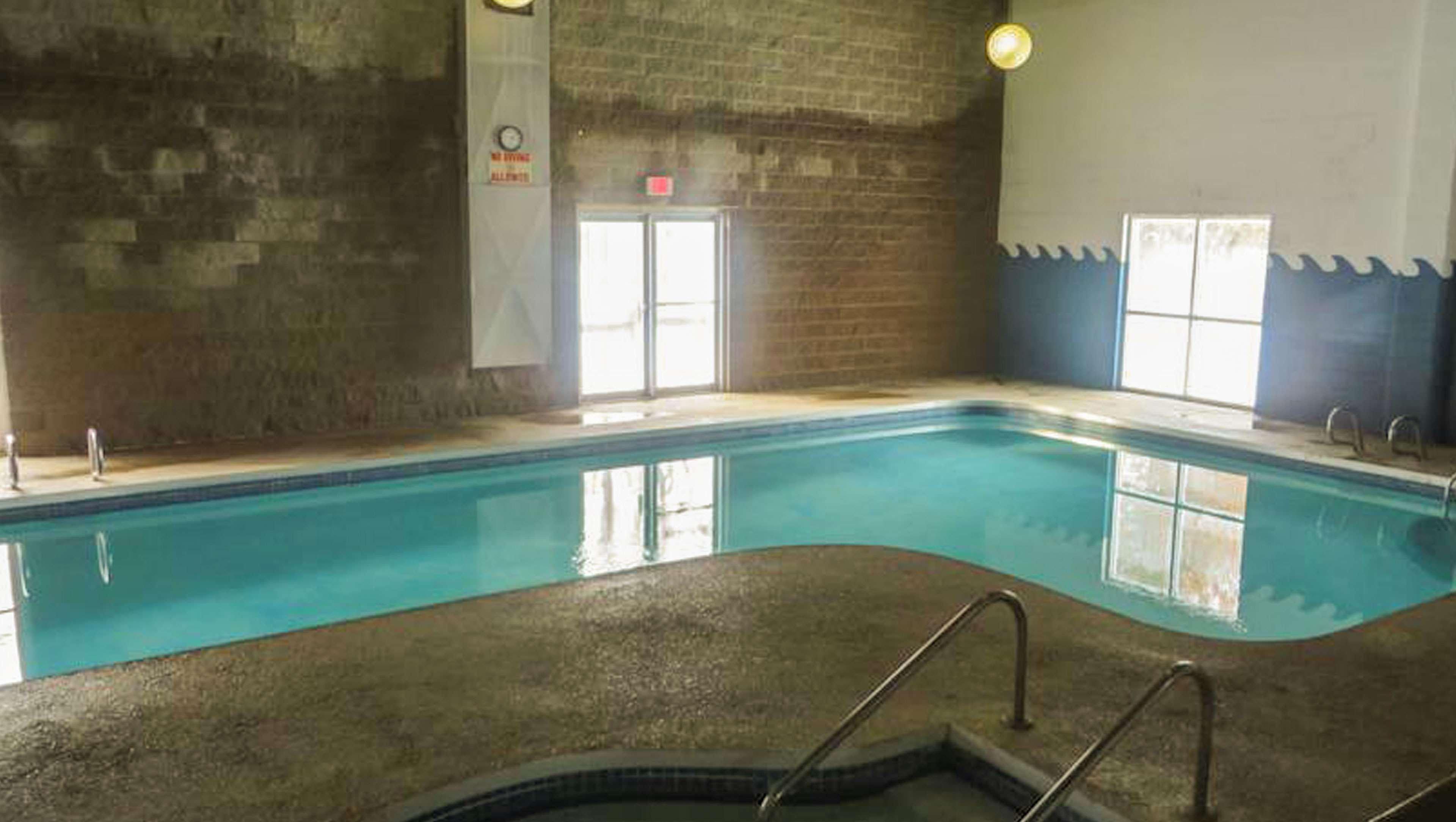 Voyageur Inn&conference Center