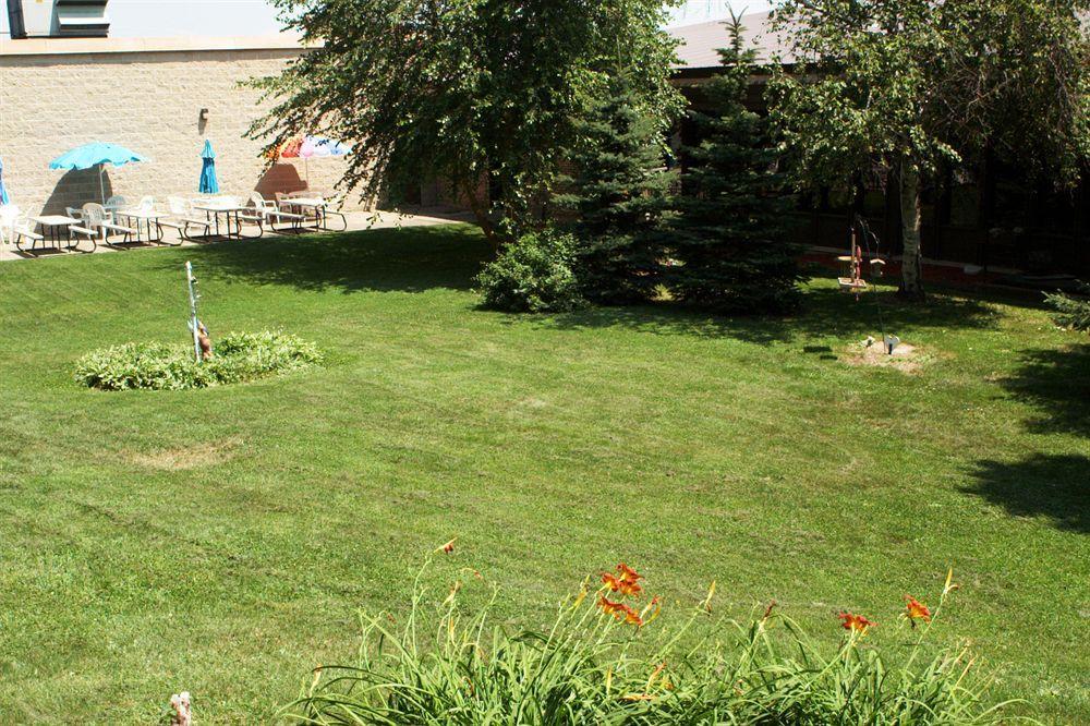 Voyageur Inn&conference Center Hotel 4*