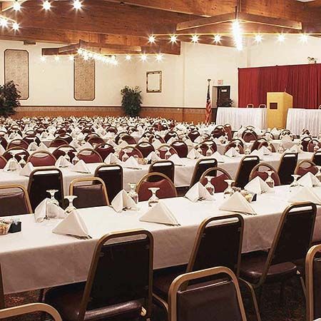 Voyageur Inn&conference Center