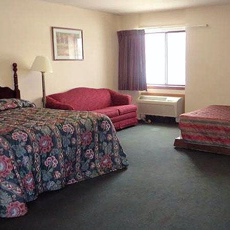 Voyageur Inn&conference Center Hotel 4*